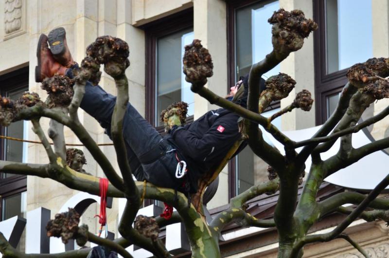 Ich bin Terroristin 9