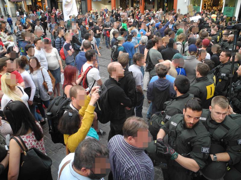 [FR] Blockade gegen Piusbruderschaft 12